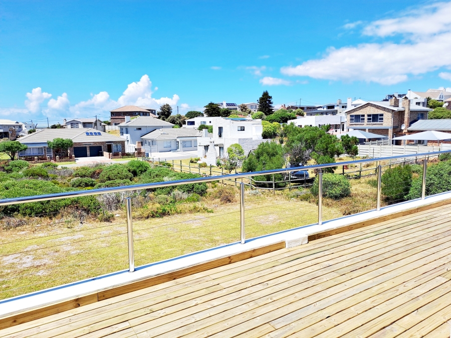 4 Bedroom Property for Sale in Agulhas Western Cape
